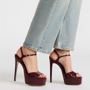 Steve Madden Cologne Wine heels